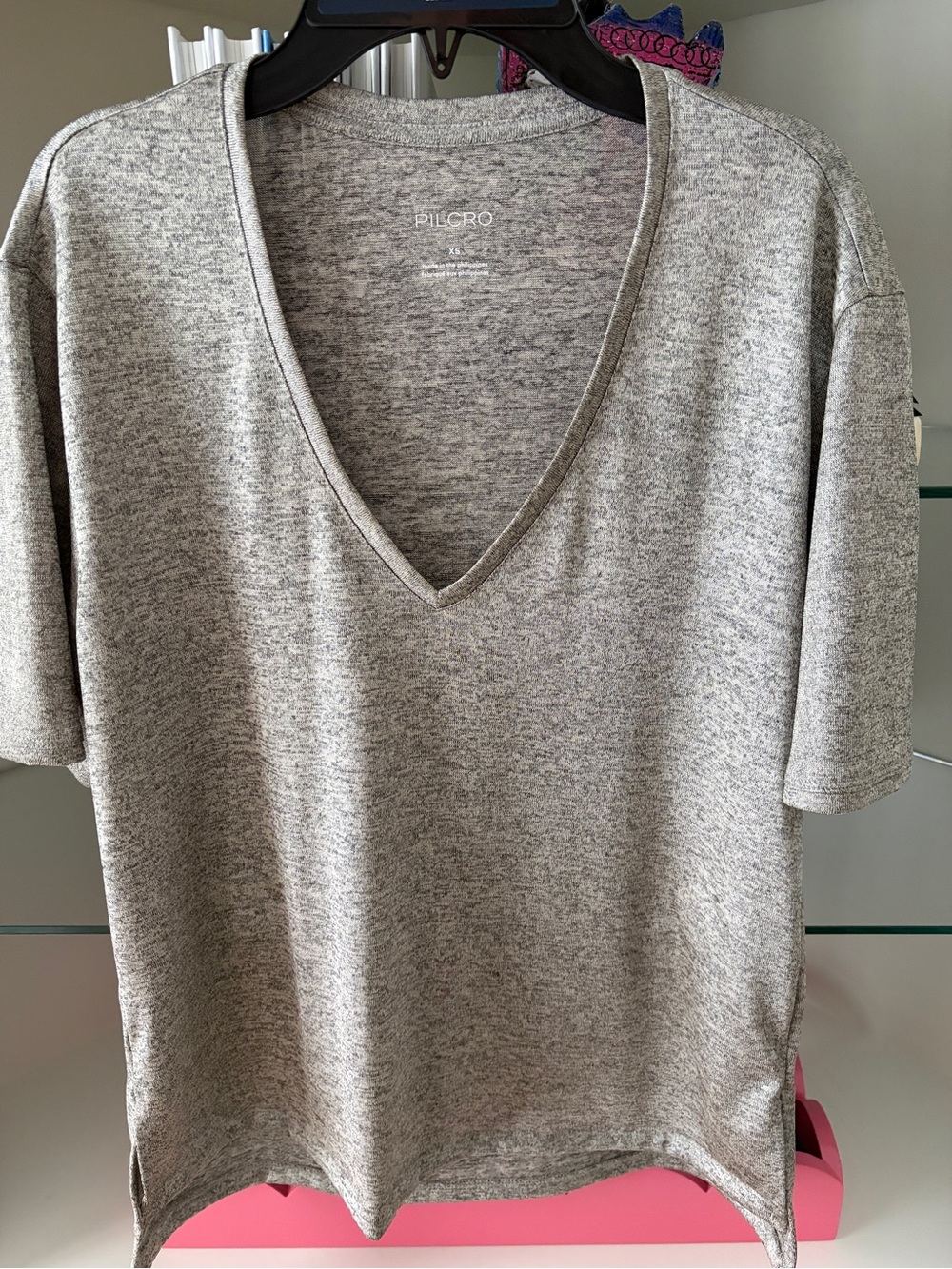 Pilcro Heather Metallic Gray V-Neck Short Sleeve Tee